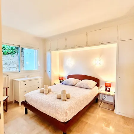 Golden Mornings, Sea, Garden, Breakfast & Free Parking * Villefranche-sur-Mer